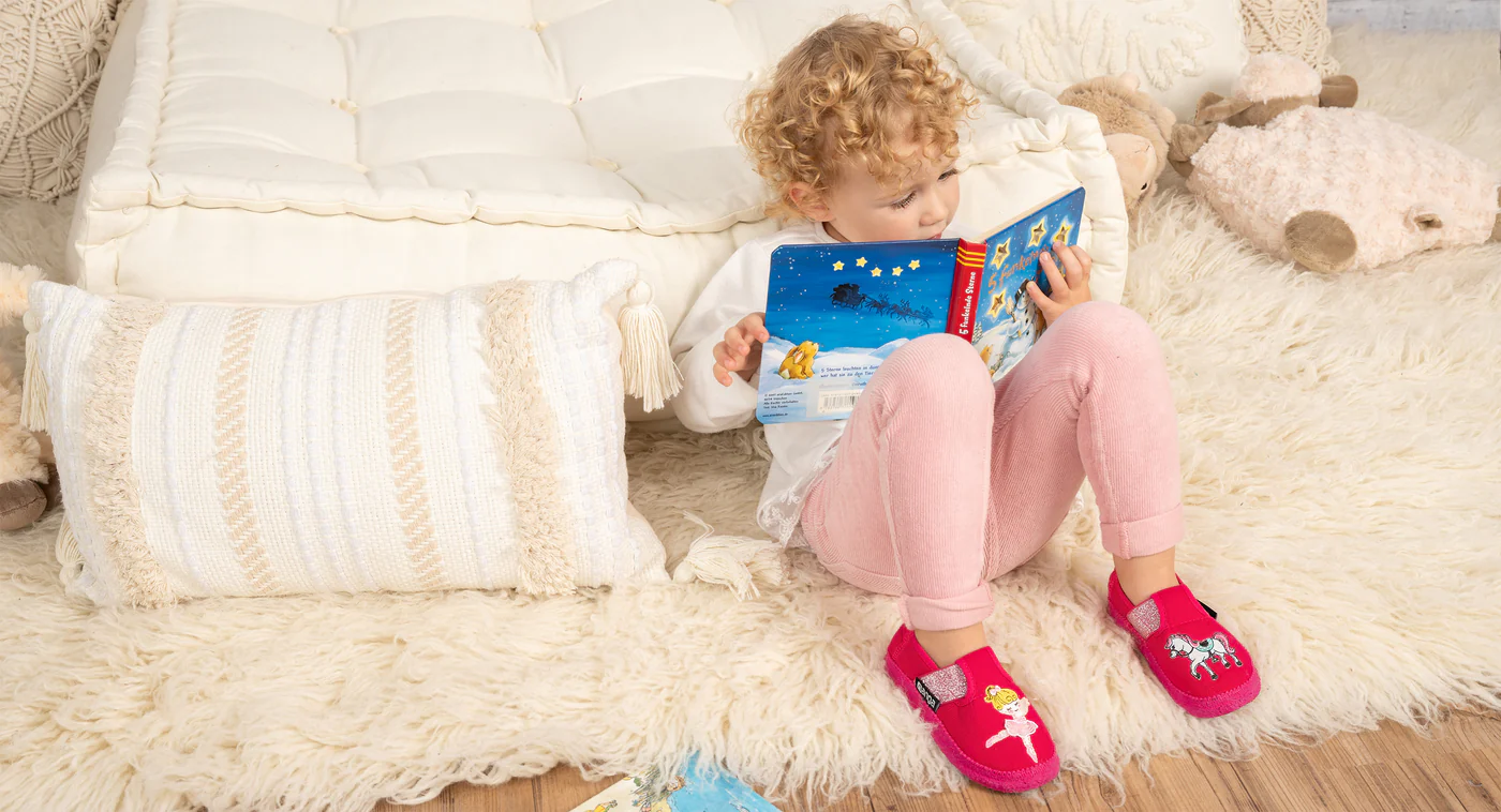 Nanga children's slippers